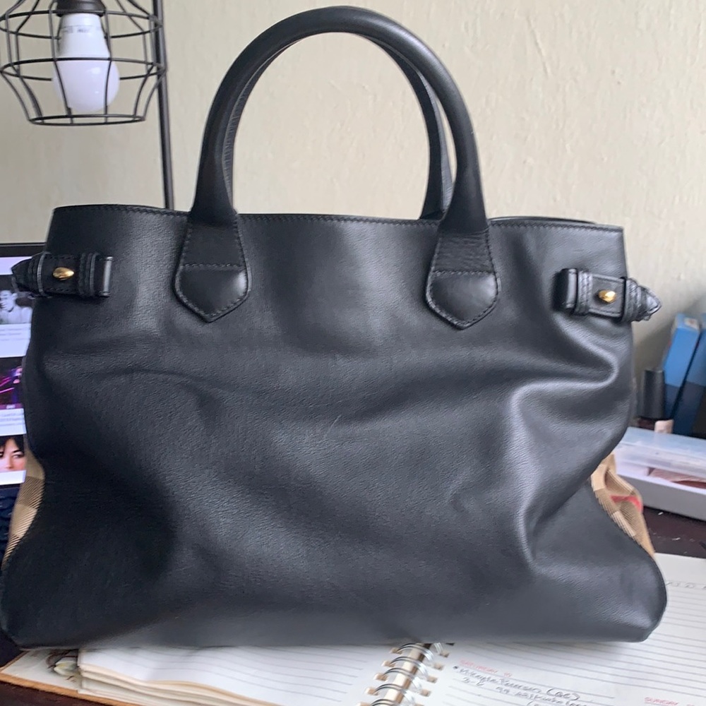 Beautiful Burberry Medium Tote!